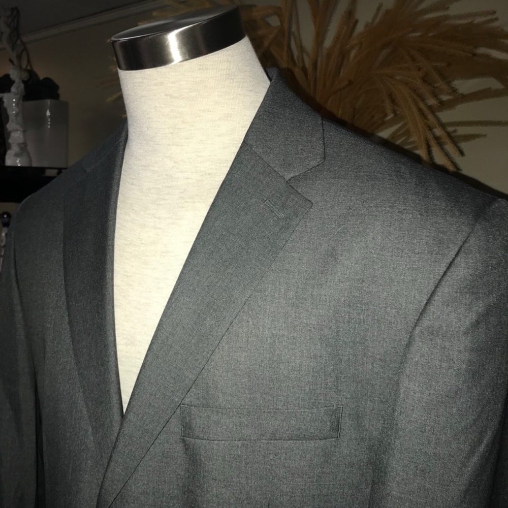 Merona Gray Sport Coat for a Polished Look